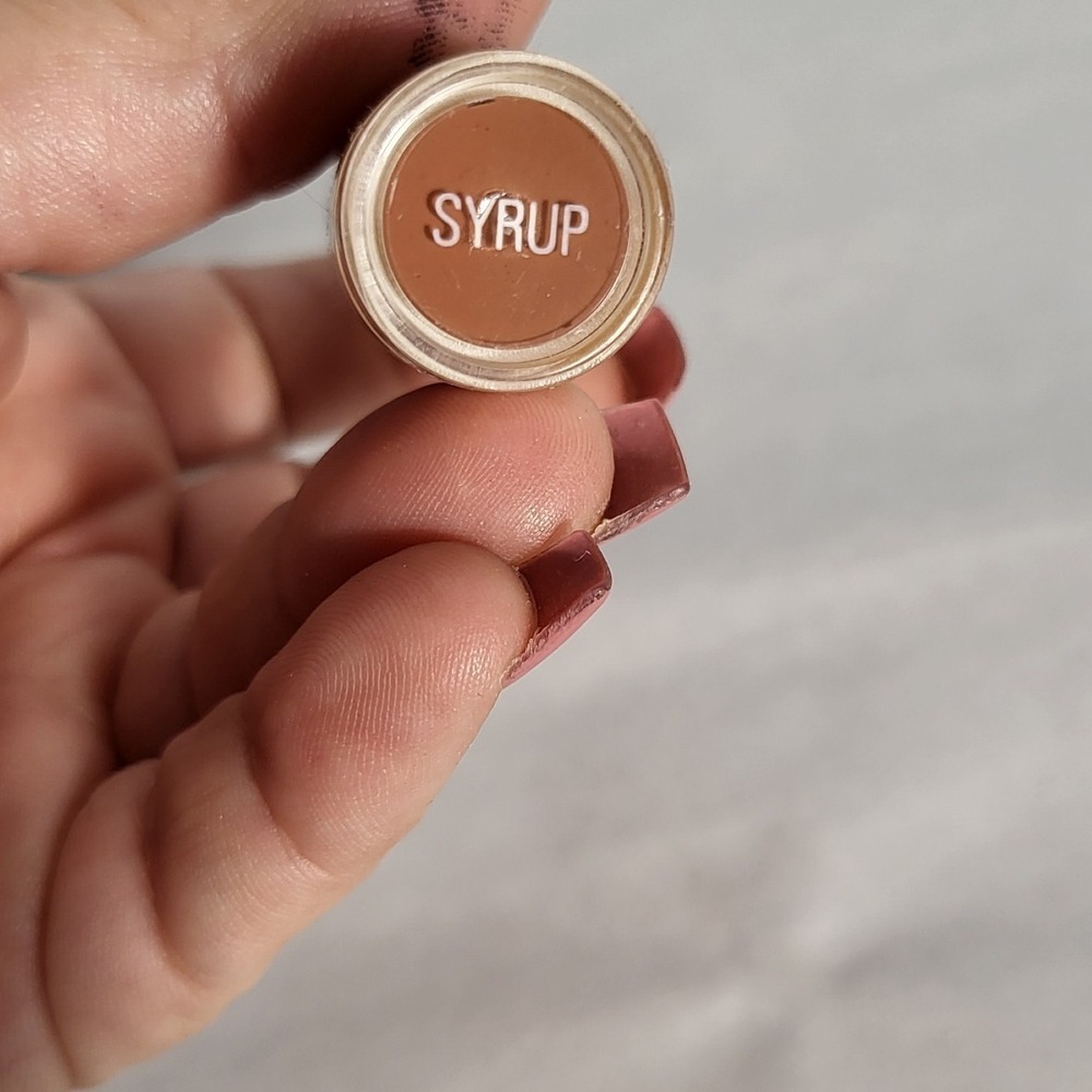 Makeup Revolution Retro Luxe‎ Matte Lip Kit & More Bundle NEW - Picture 9 of 11